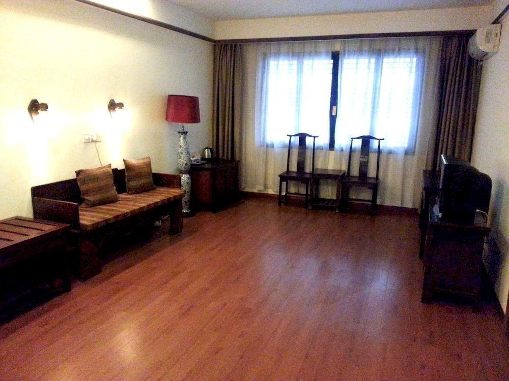 Bajie Youth Hostel Zhangjiajie Εξωτερικό φωτογραφία